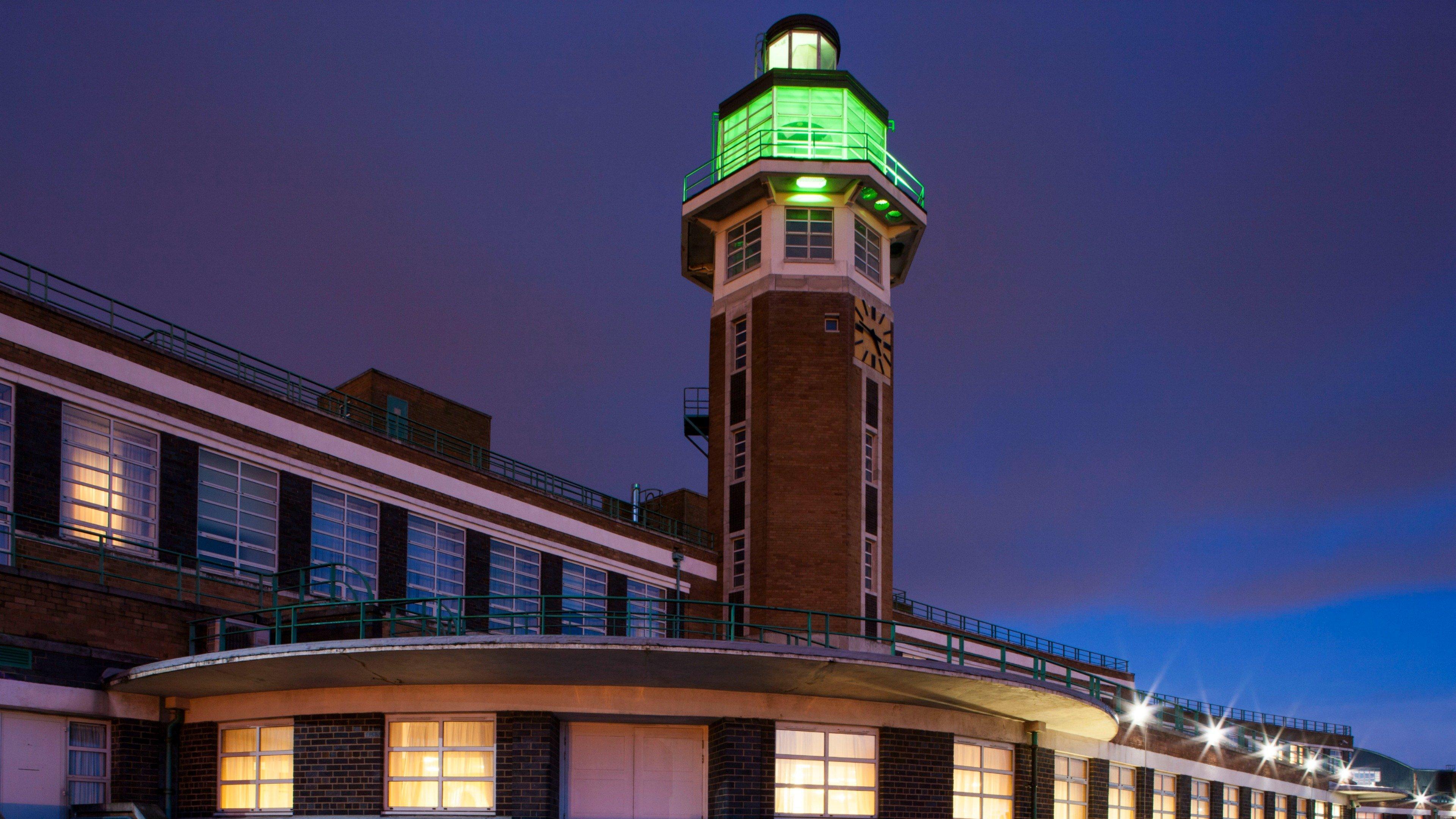 Crowne Plaza Liverpool - John Lennon Airport By Ihg Экстерьер фото
