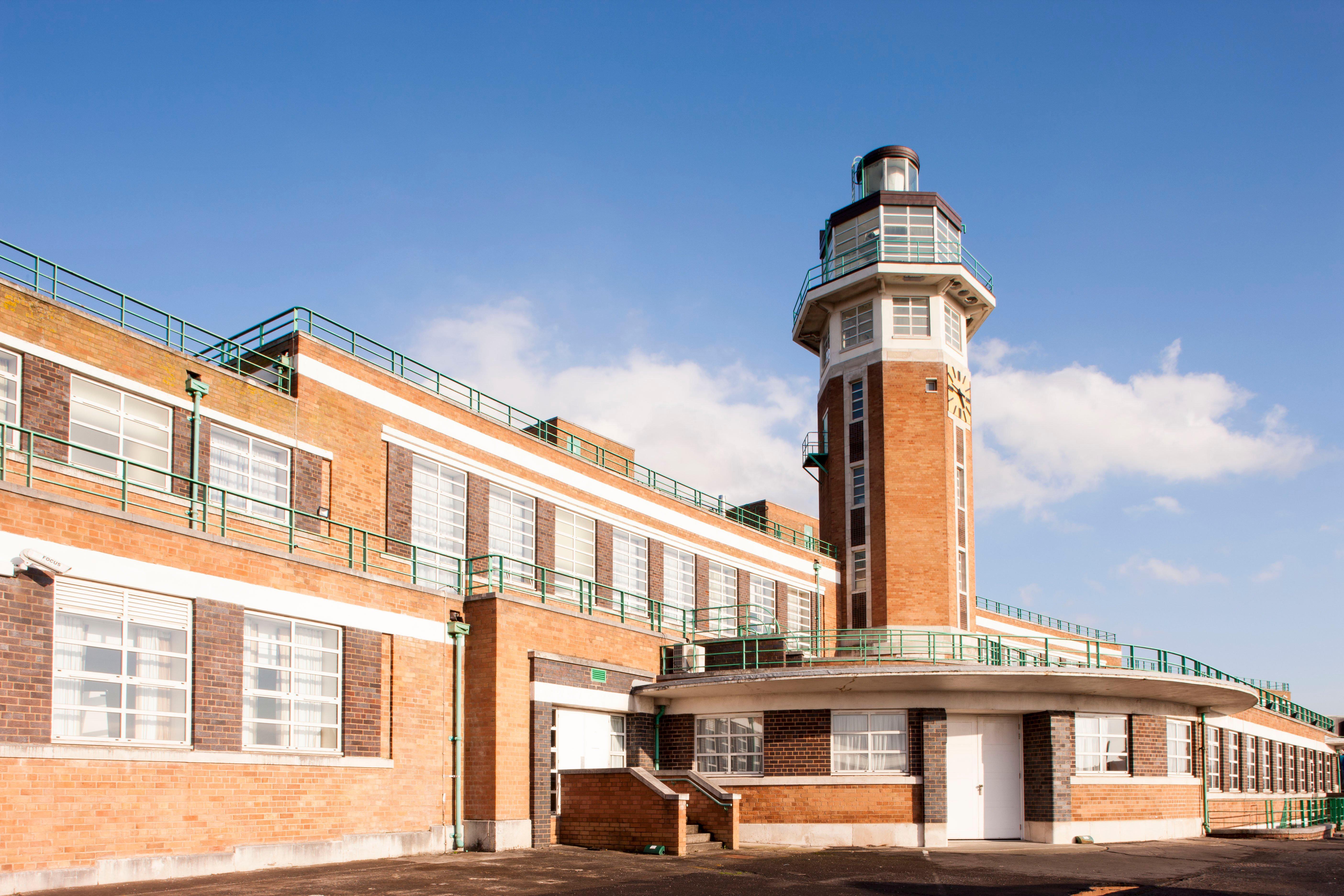 Crowne Plaza Liverpool - John Lennon Airport By Ihg Экстерьер фото